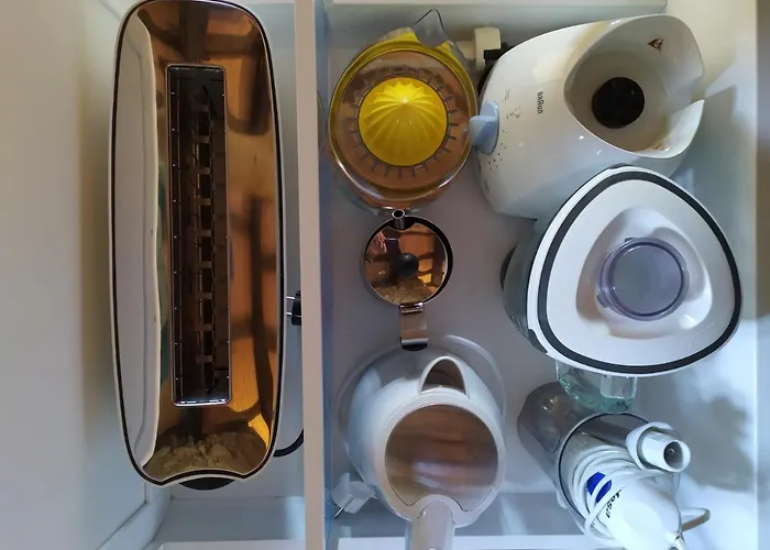 Al Otro Lado Del Mar