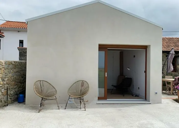 Al Otro Lado Del Mar *