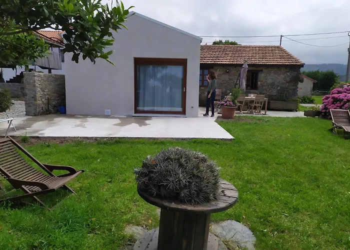 Al Otro Lado Del Mar *