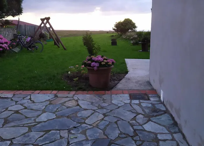 Al Otro Lado Del Mar Ovinana (Cudillero)