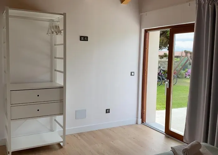 Al Otro Lado Del Mar * Ovinana (Cudillero)